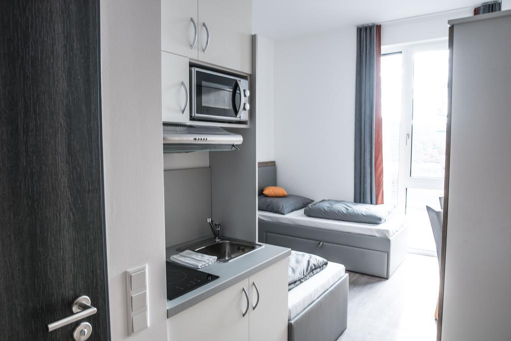 Firstsleep Boardinghouse Griesfeldstrasse Muenchen Aparthotel Exterior photo