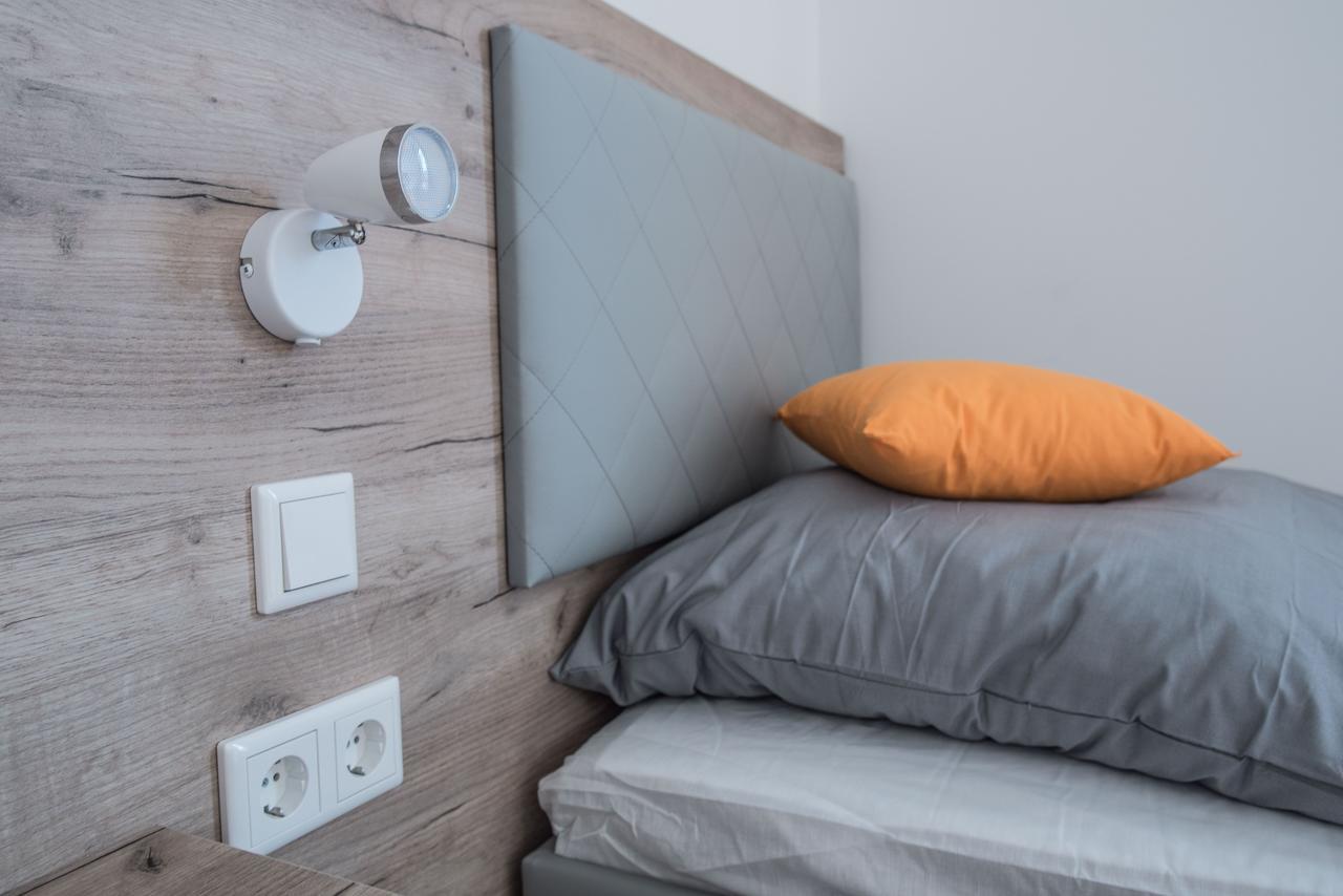 Firstsleep Boardinghouse Griesfeldstrasse Muenchen Aparthotel Exterior photo